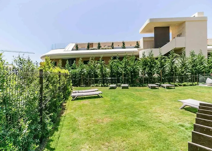 Sea View Luxury At Your Fingertips Фуенхірола