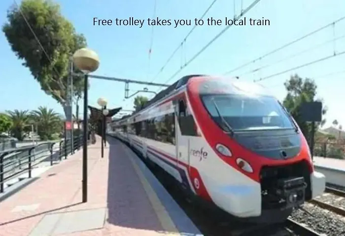 Sea View Luxury At Your Fingertips *