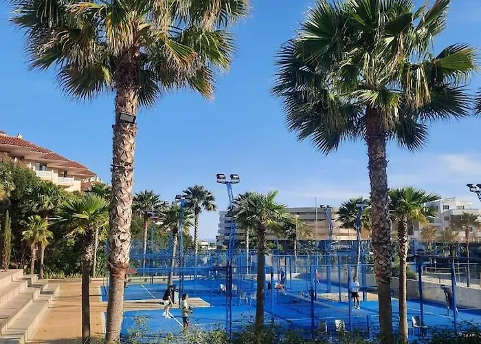 Sea View Luxury At Your Fingertips *