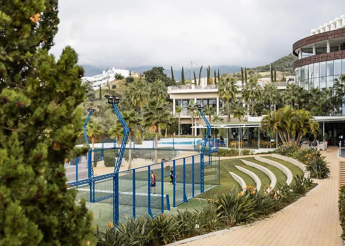 Sea View Luxury At Your Fingertips דירה